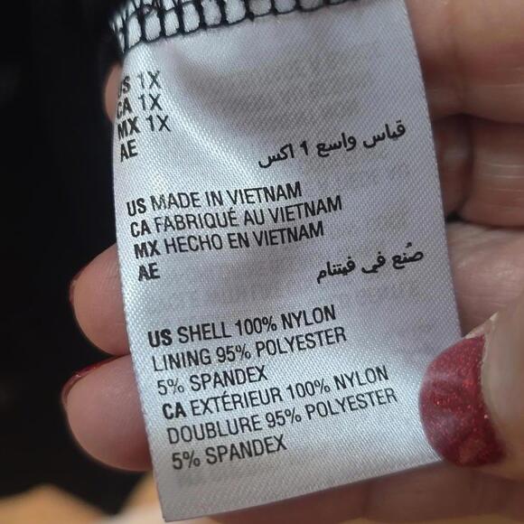 Chic Alfani Black & White Floral Tunic Top, 1X - Picture 7 of 8